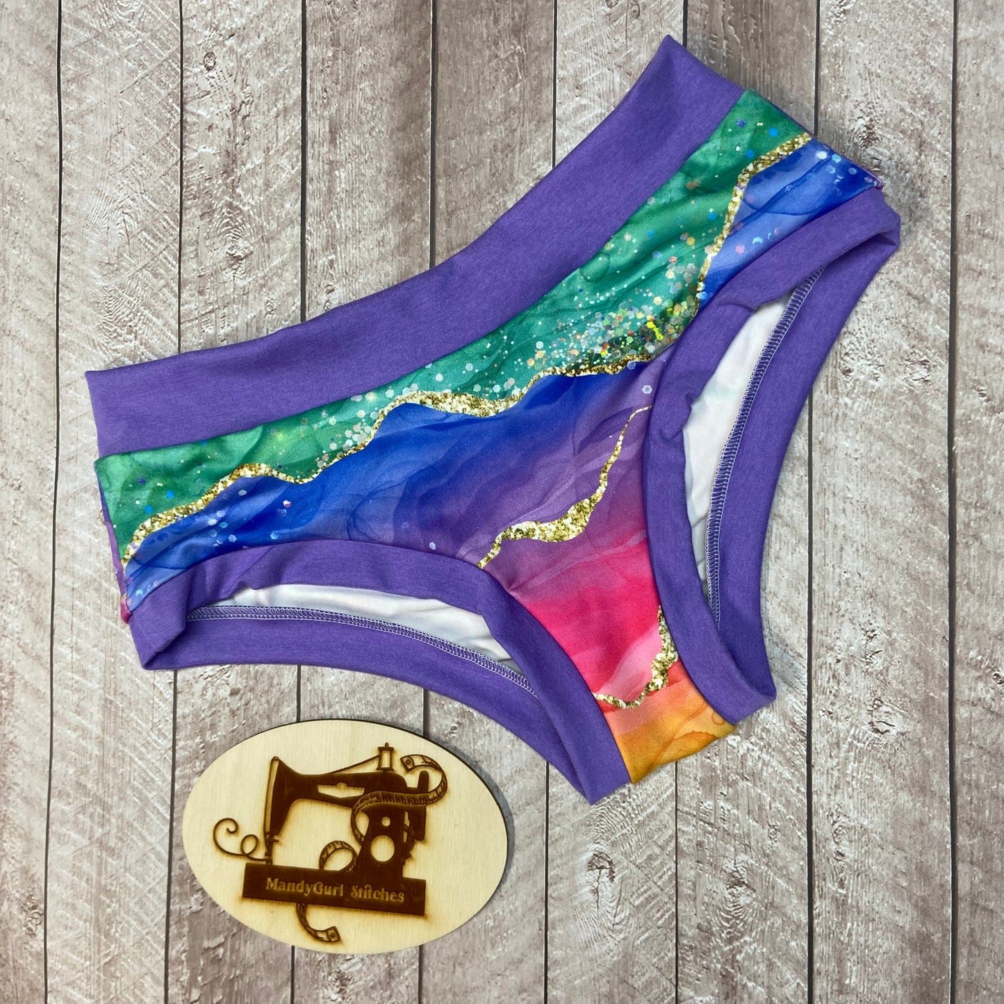 M Rainbow Geode Scrunch Booty Bunzies