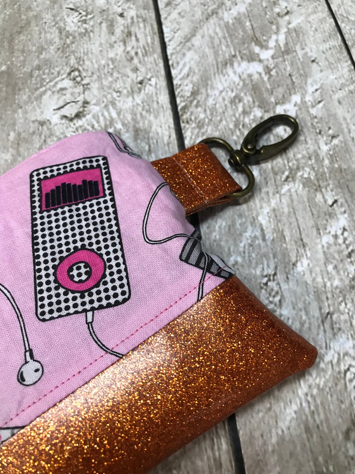 Music Player Zipper Pouch